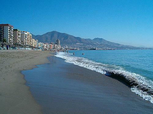 Apartamento Torreblanca Free Parking Фуэнхирола Экстерьер фото
